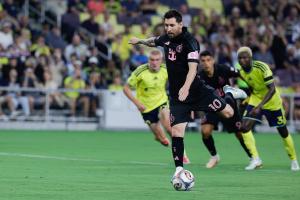 各赛事三连败！迈阿密1-4纳什维尔 梅西失点+2中柱，门将超巨失误