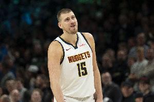 约基奇为何不跳槽？张佳玮：外籍NBA巨星重首队 多愿坚守一城终老